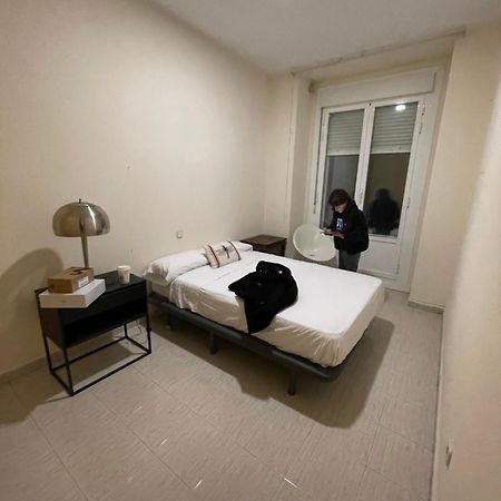 Casa Tadeo Gran Via Hotel มาดริด ภายนอก รูปภาพ